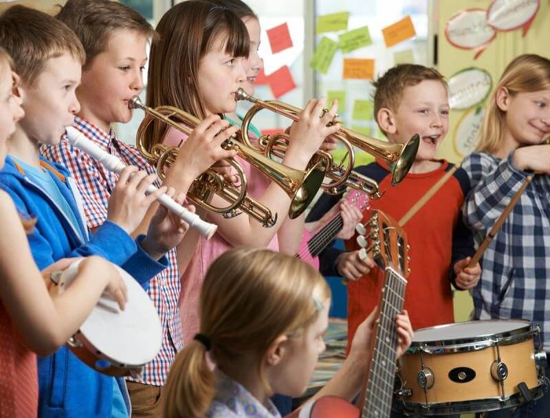 Benefits of children learning a musical instrument