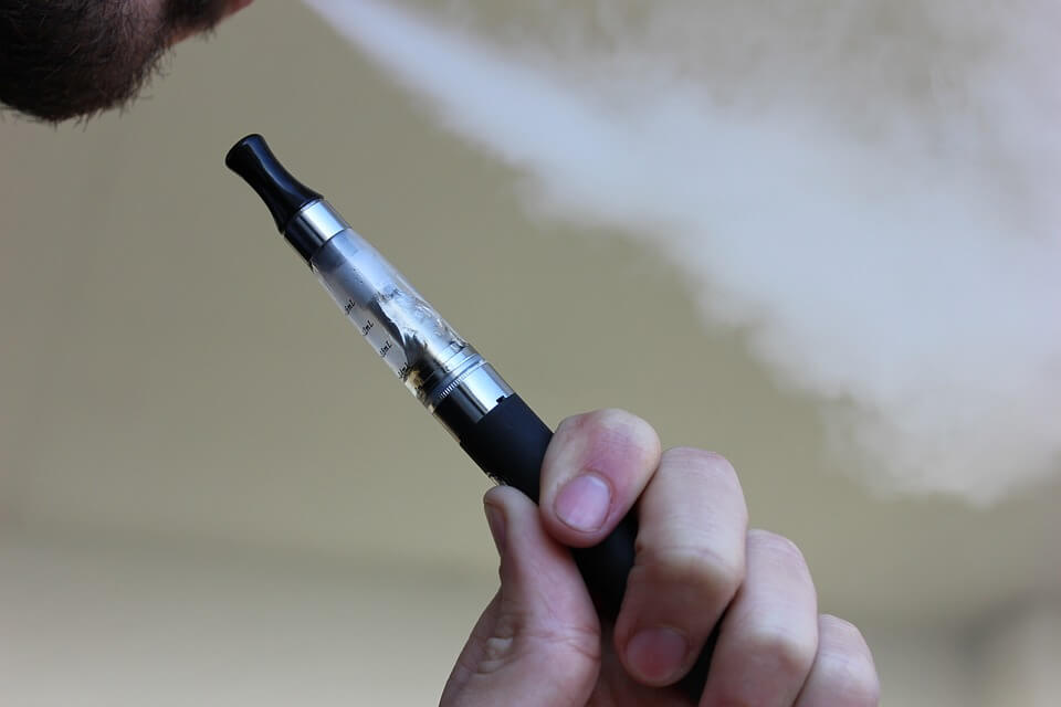 6 facts you need to know about electronic cigarettes