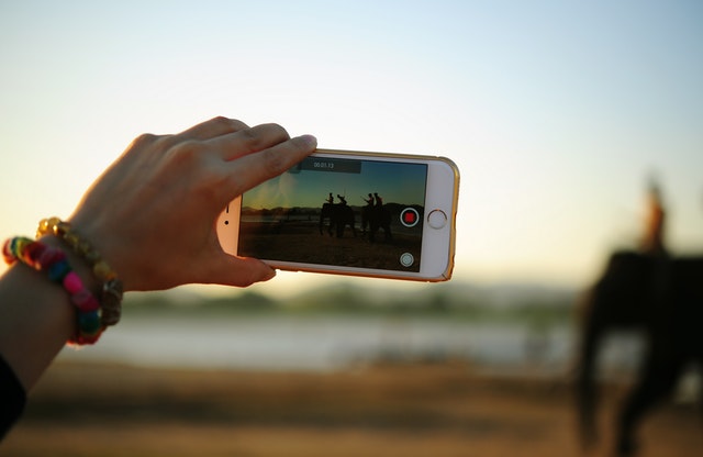 Check out top 5 most popular app to Download video 